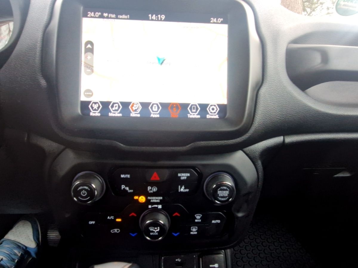 Jeep Renegade - Bild 11