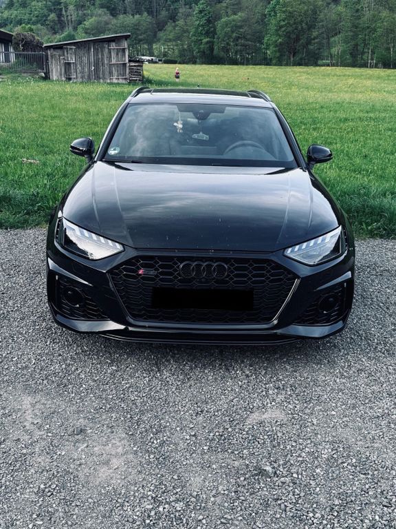 Audi RS4