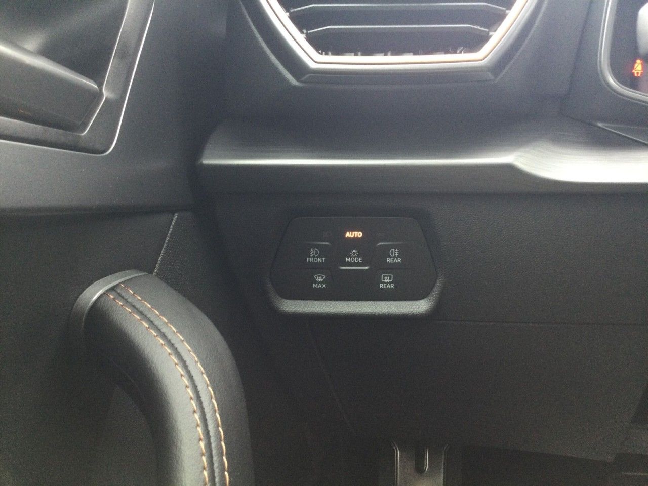 Fahrzeugabbildung CUPRA Formentor VZ 2.0 TSI 4Drive (310 PS) 7-Gang-DSG