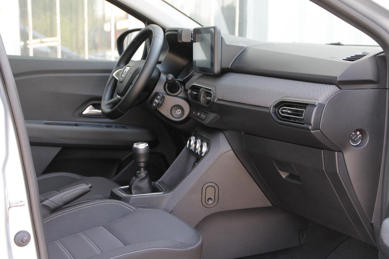 Fahrzeugabbildung Dacia Sandero III Comfort TCe 100 ECO-G