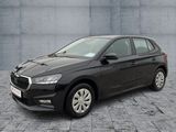 Skoda Fabia 1.0 Selection KLIMASHZ PDC FSE - Skoda Fabia mit Benzin-Antrieb: Schwarz, Limousine