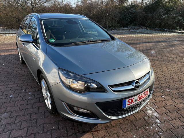 Opel Astra J Sports Tourer Sport*TEMPOMAT*KLIMA*PDC*