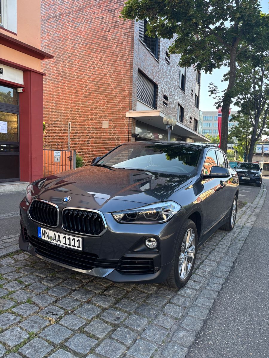 BMW X2 sDrive18i Automatik
