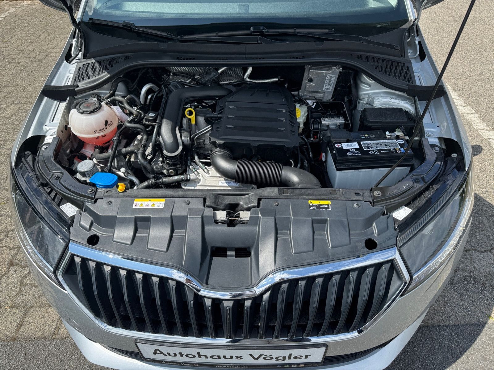 Fabia Combi CLEVER CarPlay AHK ACC Sitzheizung