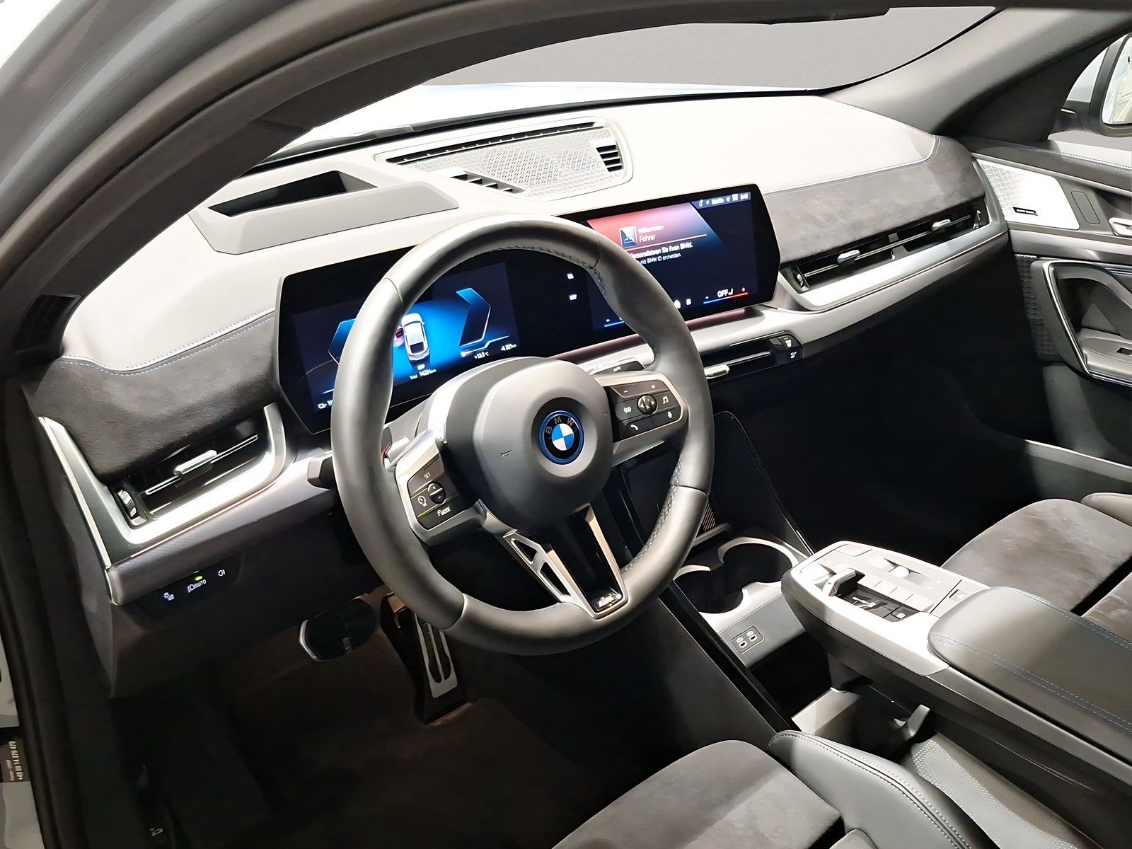 BMW iX2 - Bild 4