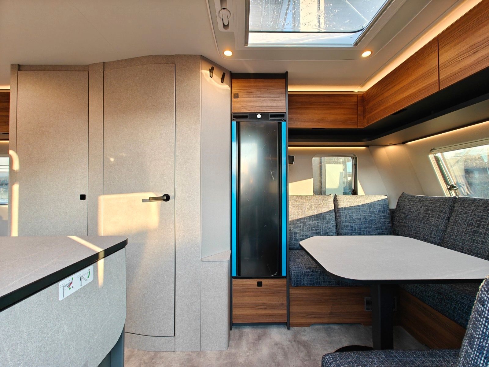 Fahrzeugabbildung HYMER / ERIBA / HYMERCAR Novaline 495 - MESSE-NEUHEIT 2026! -