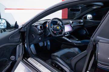 2018 Ferrari GTC4LUSSO — миниатюра 20