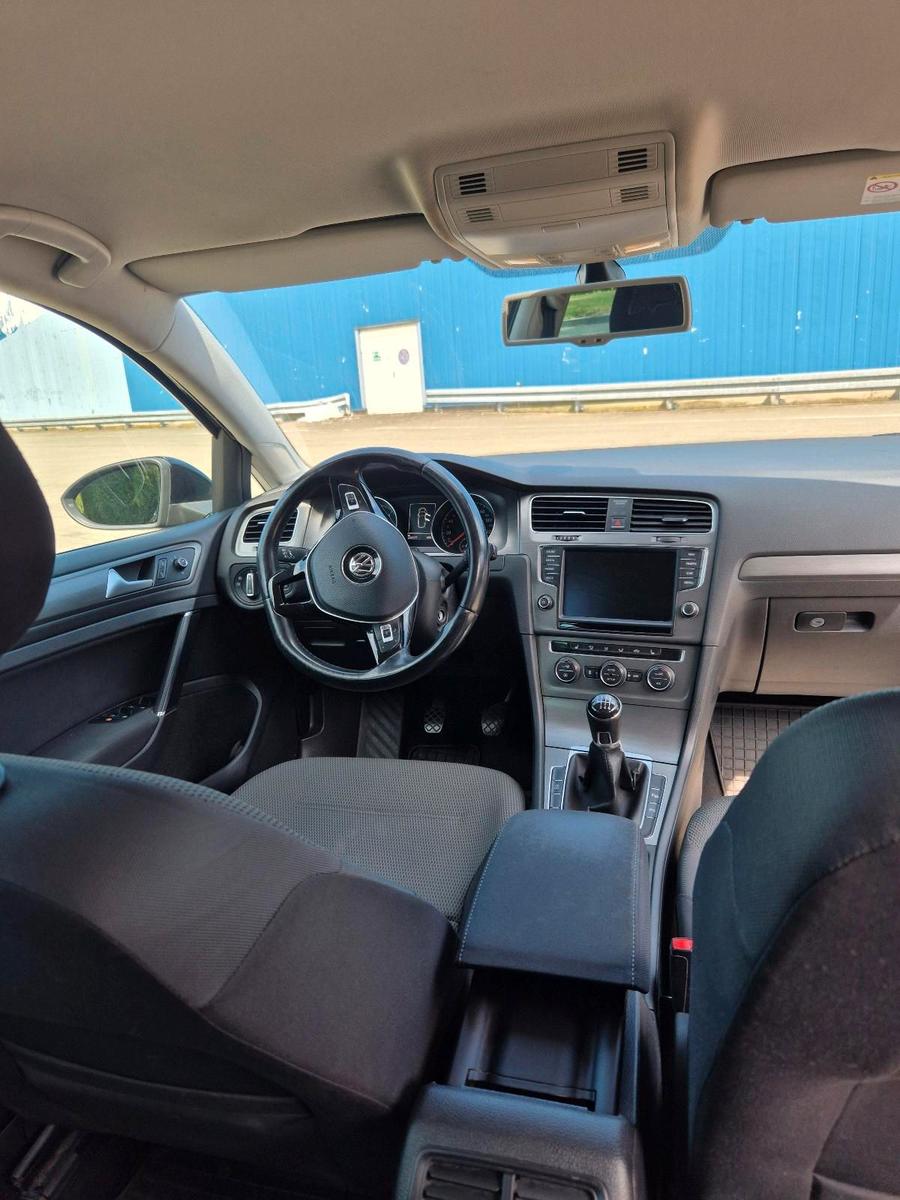 Volkswagen Golf 2013 — engine 150 HP (110kW)