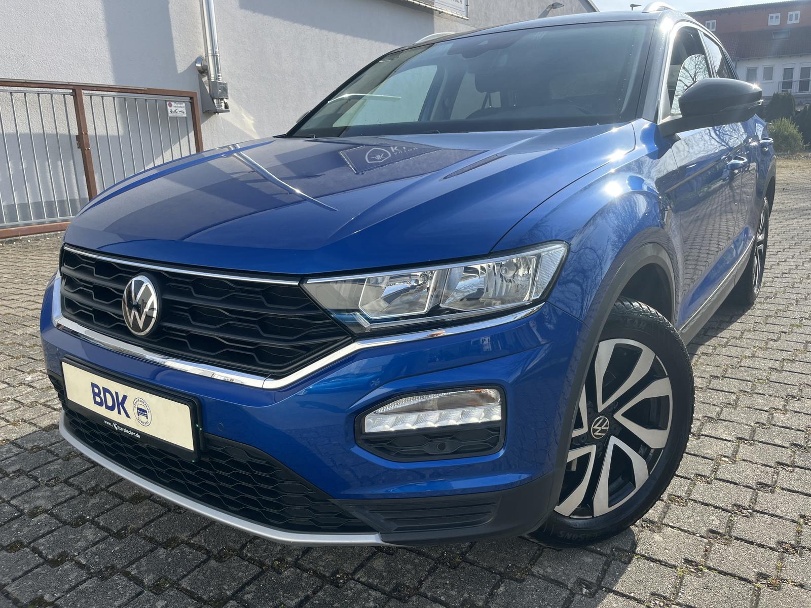 Volkswagen T-Roc 1.5 Active, DSG, CarPlay