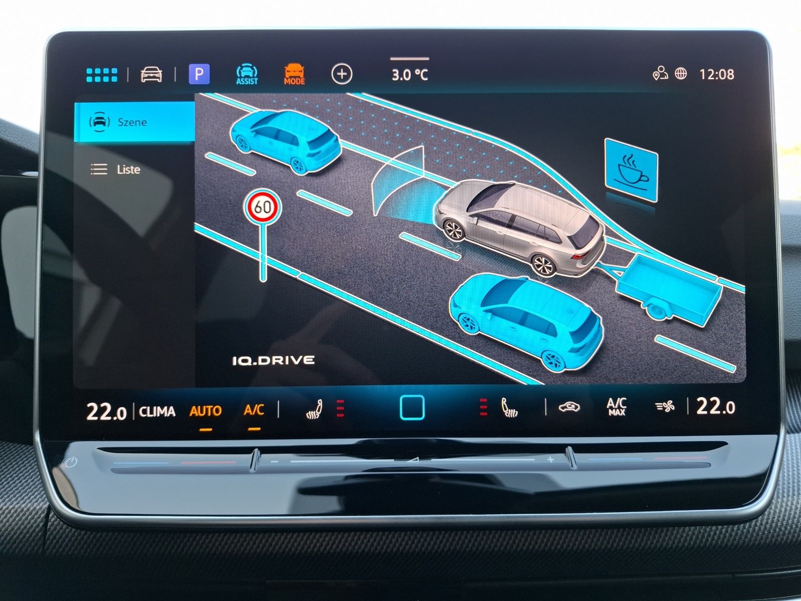 Fahrzeugabbildung Volkswagen Golf VIII Variant eTSI R-Line DSG LED AHK Navi H