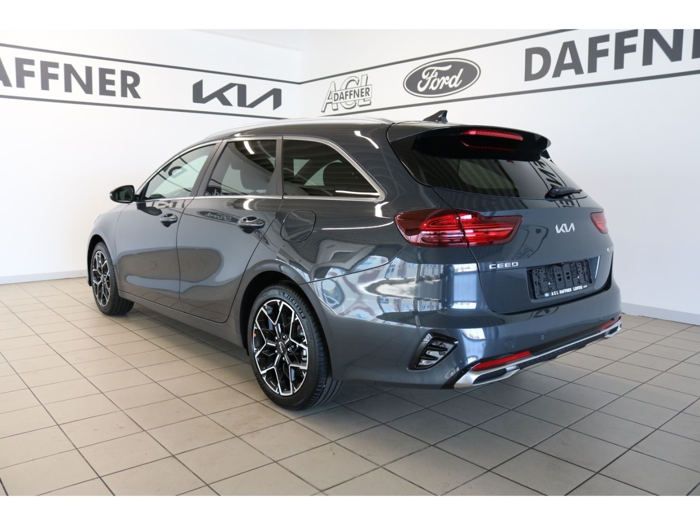Fahrzeugabbildung Kia Ceed_sw GT-Line 1,4 Lane ASS Navi Rückf Kamera