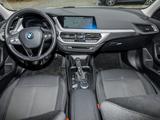 BMW 118i NAVI LED PDC V+H DAB Tempomat Sitzheiz. - BMW Gebrauchtwagen von 2023