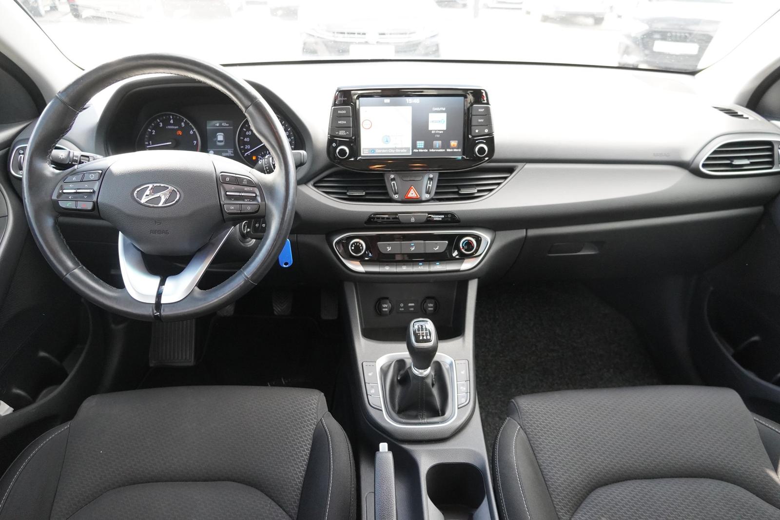 Hyundai i30 1.4 T-GDI Navi Kamera PDC Tempomat Bluetooth