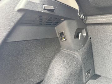 Bild 21 VW Golf VIII Lim MOVE*LED*KAMERA*StHz*NANI*