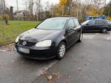 Volkswagen WV Golf 5 1,6 Aus erste Hand TÜV Neu - Volkswagen Golf: 6er