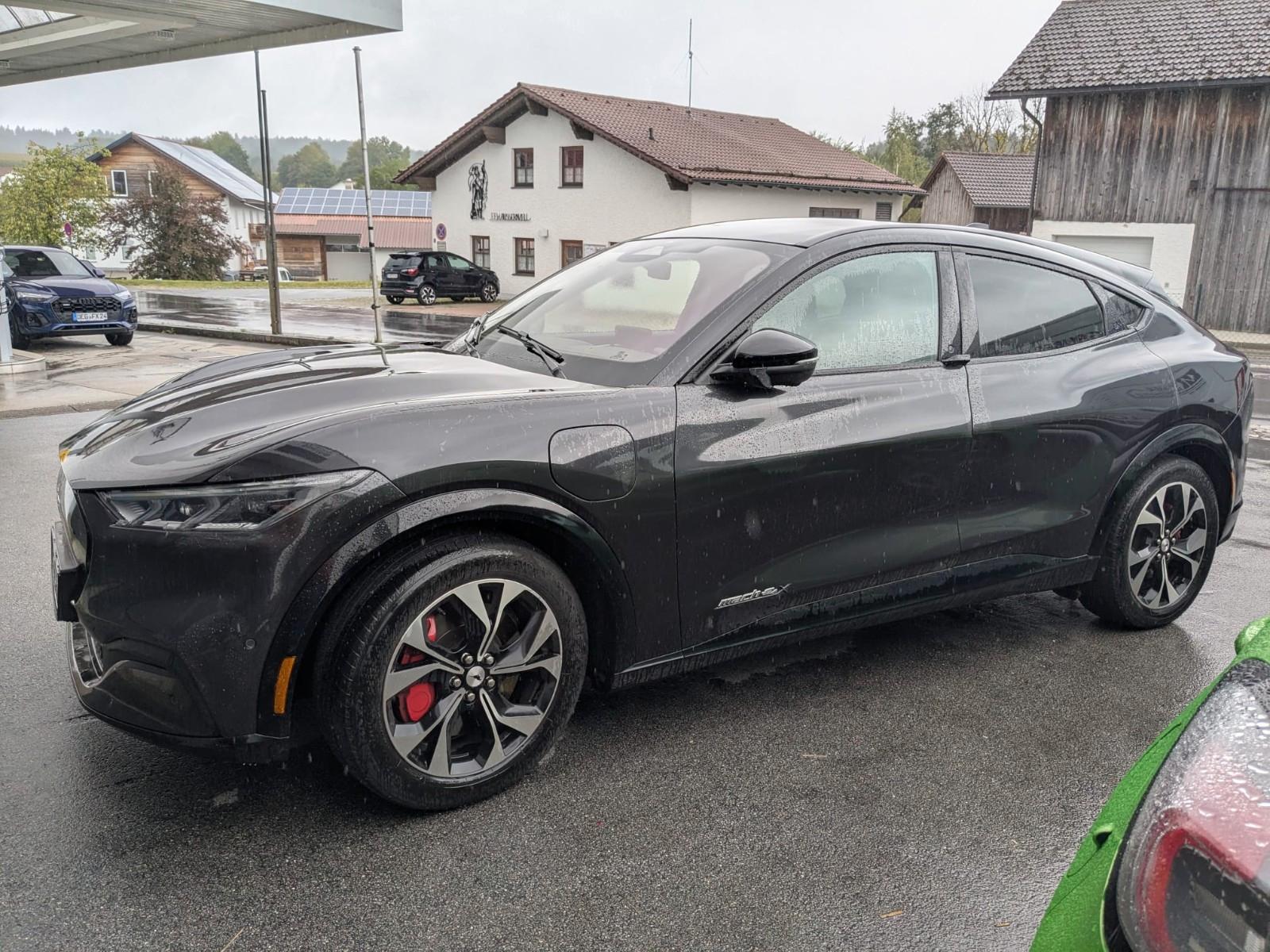 Ford Mustang Mach-E Dual AWD 98KWh