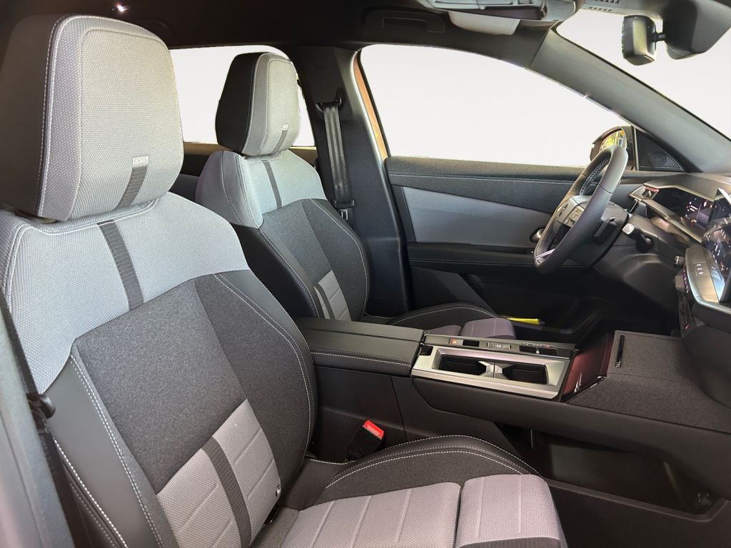 Fahrzeugabbildung Opel Grandland 1.2 DI Hybrid 48 V Automatik GS (K)