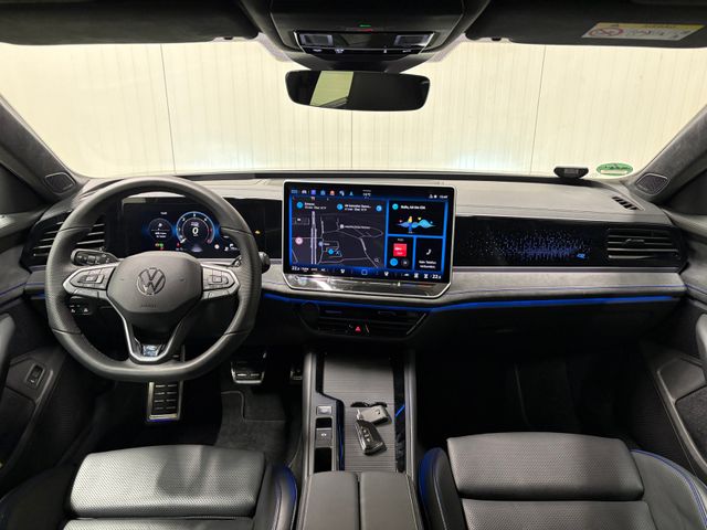 Passat Variant R-line 2.0 TDI DSG AHK STANDHZG