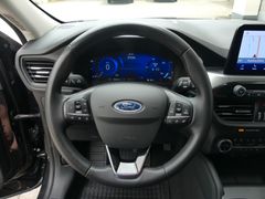 FORD Kuga Hybrid FHEV Titanium*AHK*