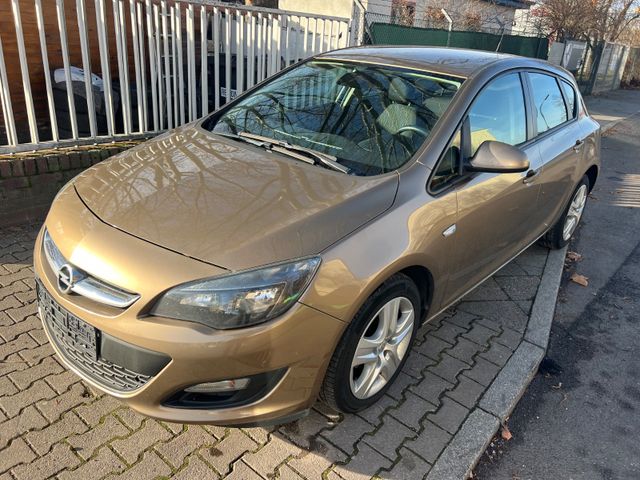 Opel Astra 1.4 Turbo Edition 88kW *2.Hand*