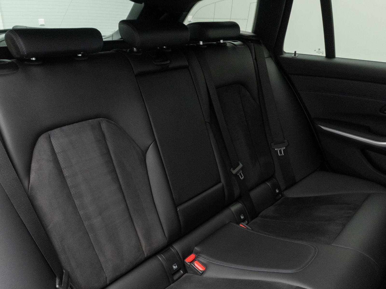 Fahrzeugabbildung BMW 330i xD M Sport Laser DAB Lenkrhzg Komfort Alarm