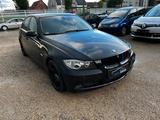 BMW 320 Baureihe 3 Lim. 320i - BMW 320 aus 2005: 320i