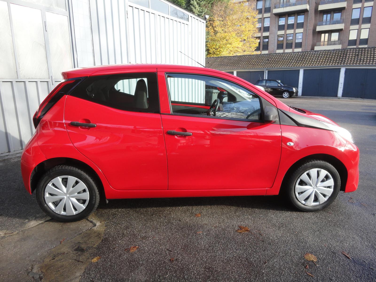 Toyota Aygo X x-Business-Paket 1.Hand 53 KW Klima