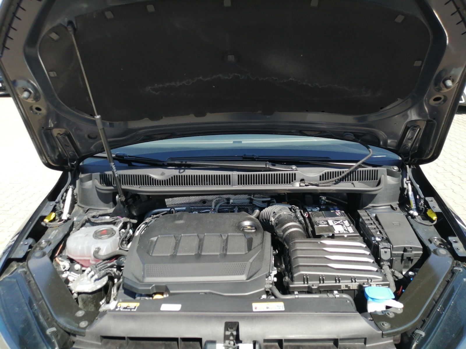 Volkswagen Touran - Bild 11