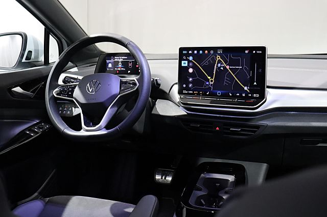 ID.4 Pure 125kW Pano Wärmpep. IQ-LIGHT ACC Ganzj