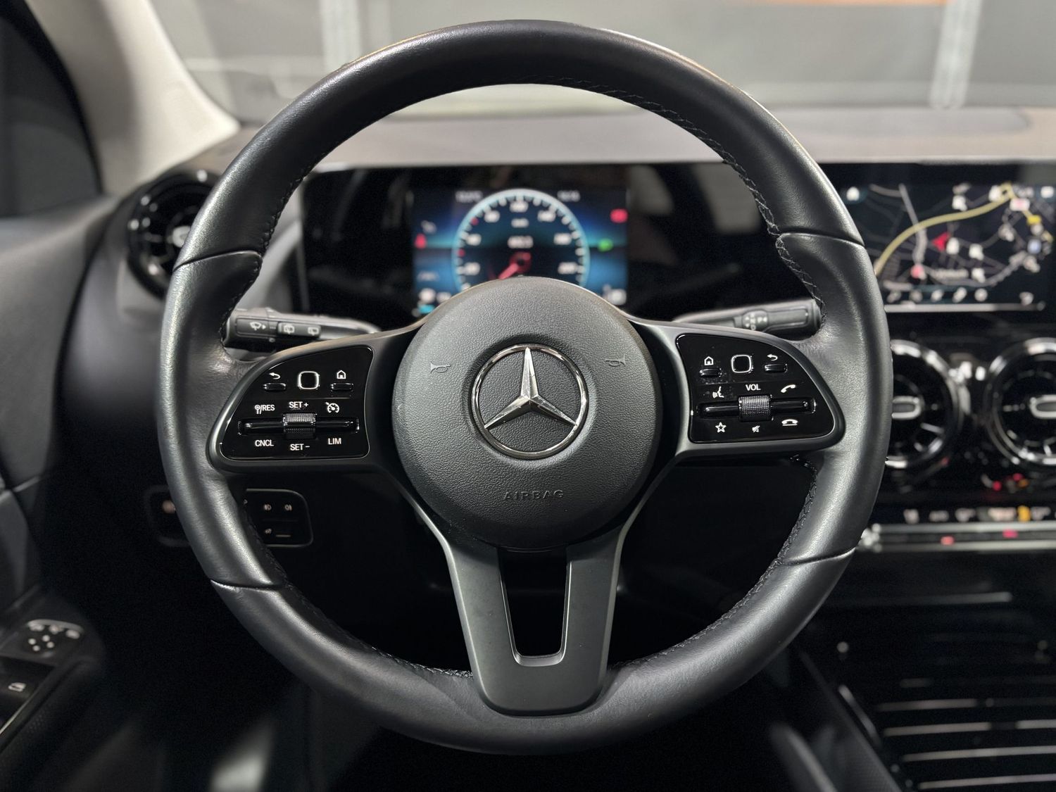 Fahrzeugabbildung Mercedes-Benz GLA 220 d#MBUX#LED#Kamera