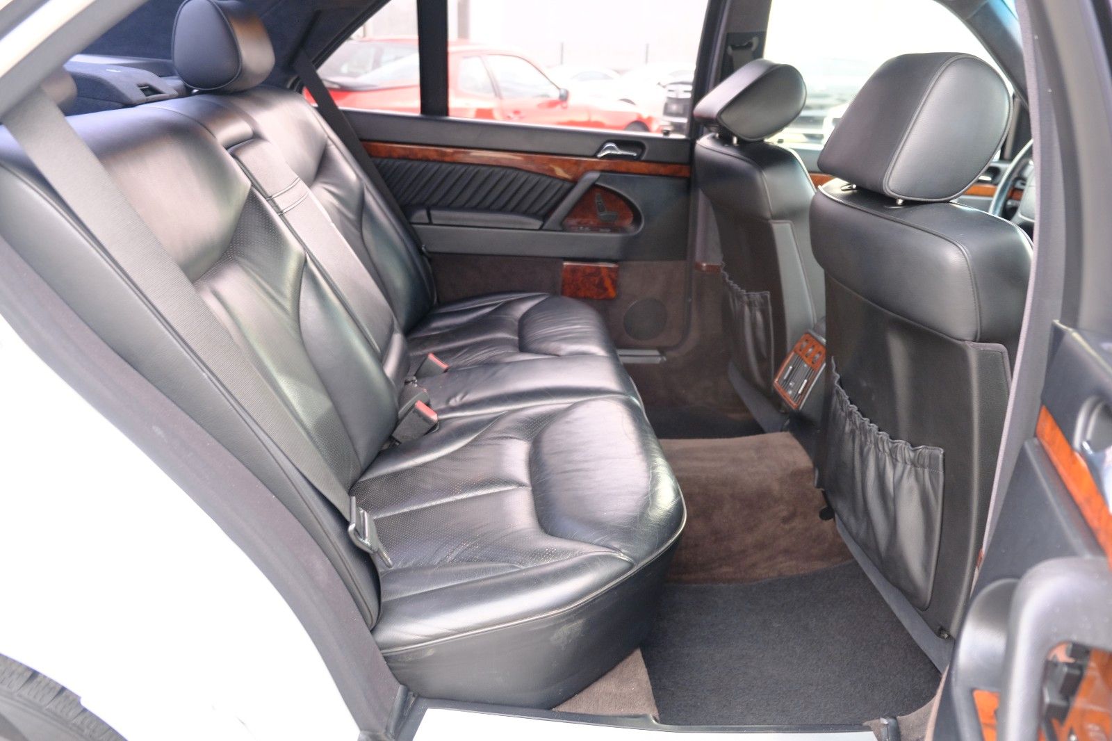 Fahrzeugabbildung Mercedes-Benz 600 SEL aus Japan im sehr schönen Zustand