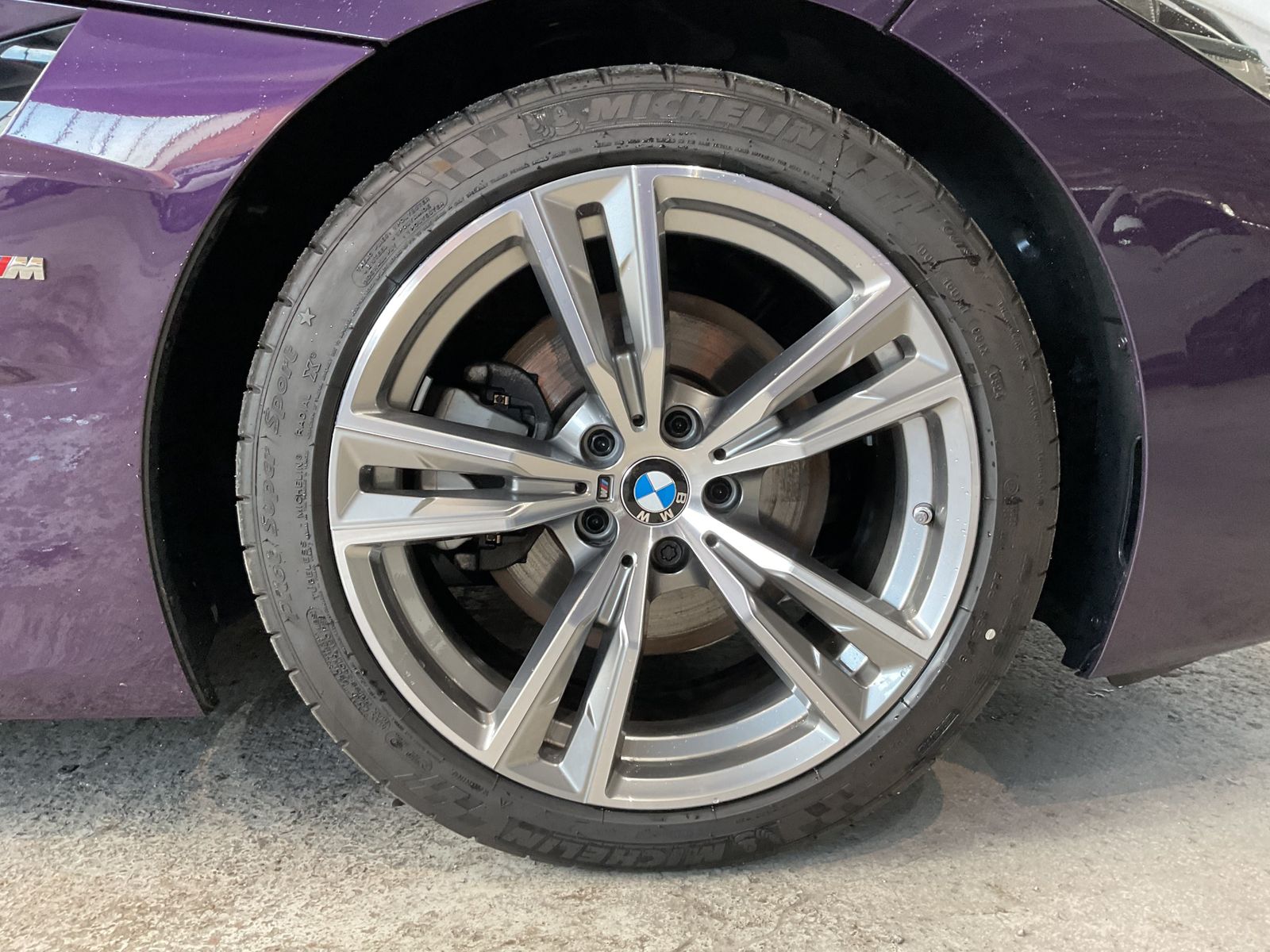 Fahrzeugabbildung BMW Z4 sDrive20i | M Sportpaket | Windschutz | M Spo