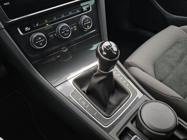 Golf VII Variant 1.5TSI R-Line Navi Climatronic