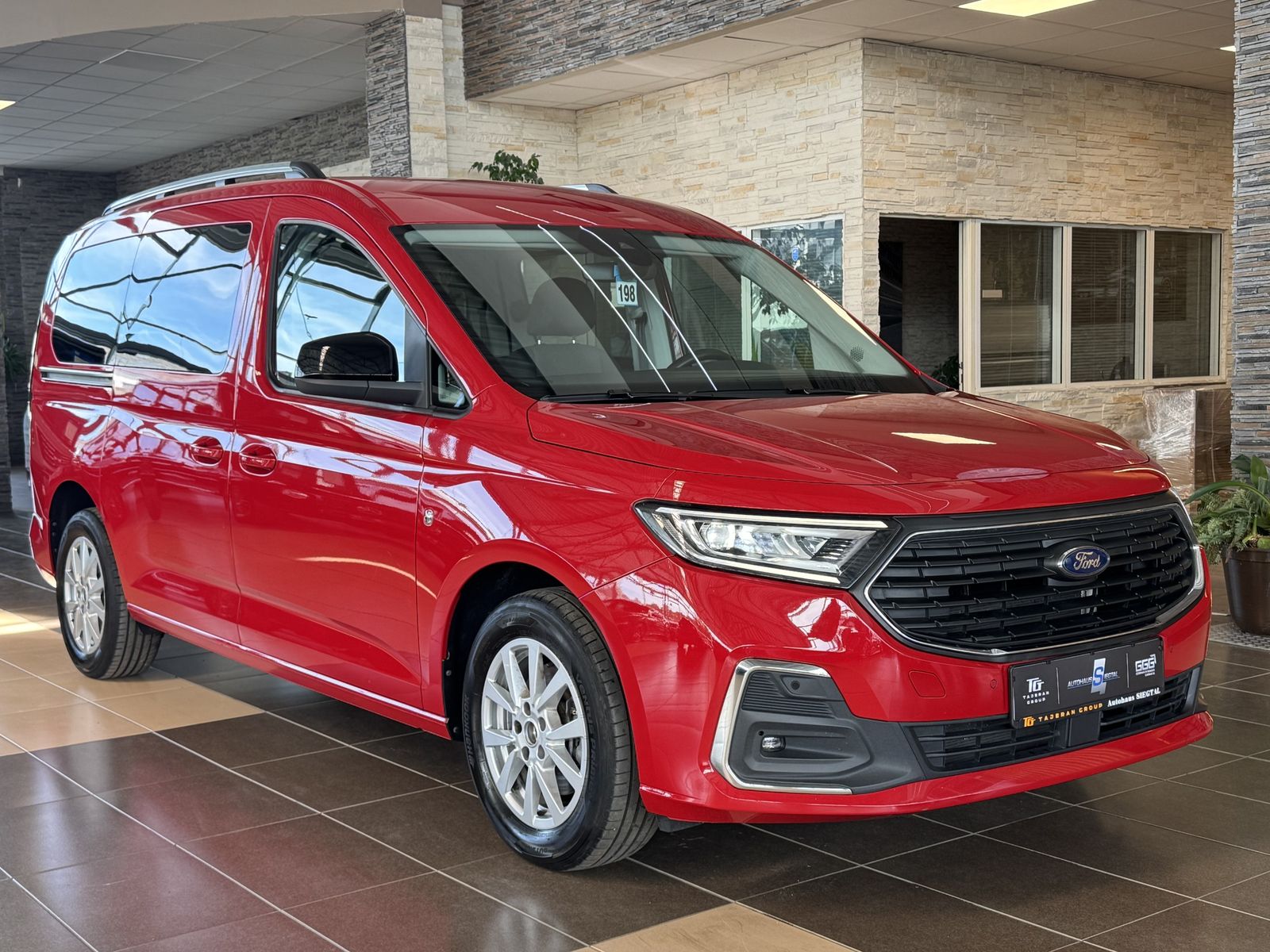 Ford Tourneo Connect Trend 7-Sitzer Navi RCam LED ACC