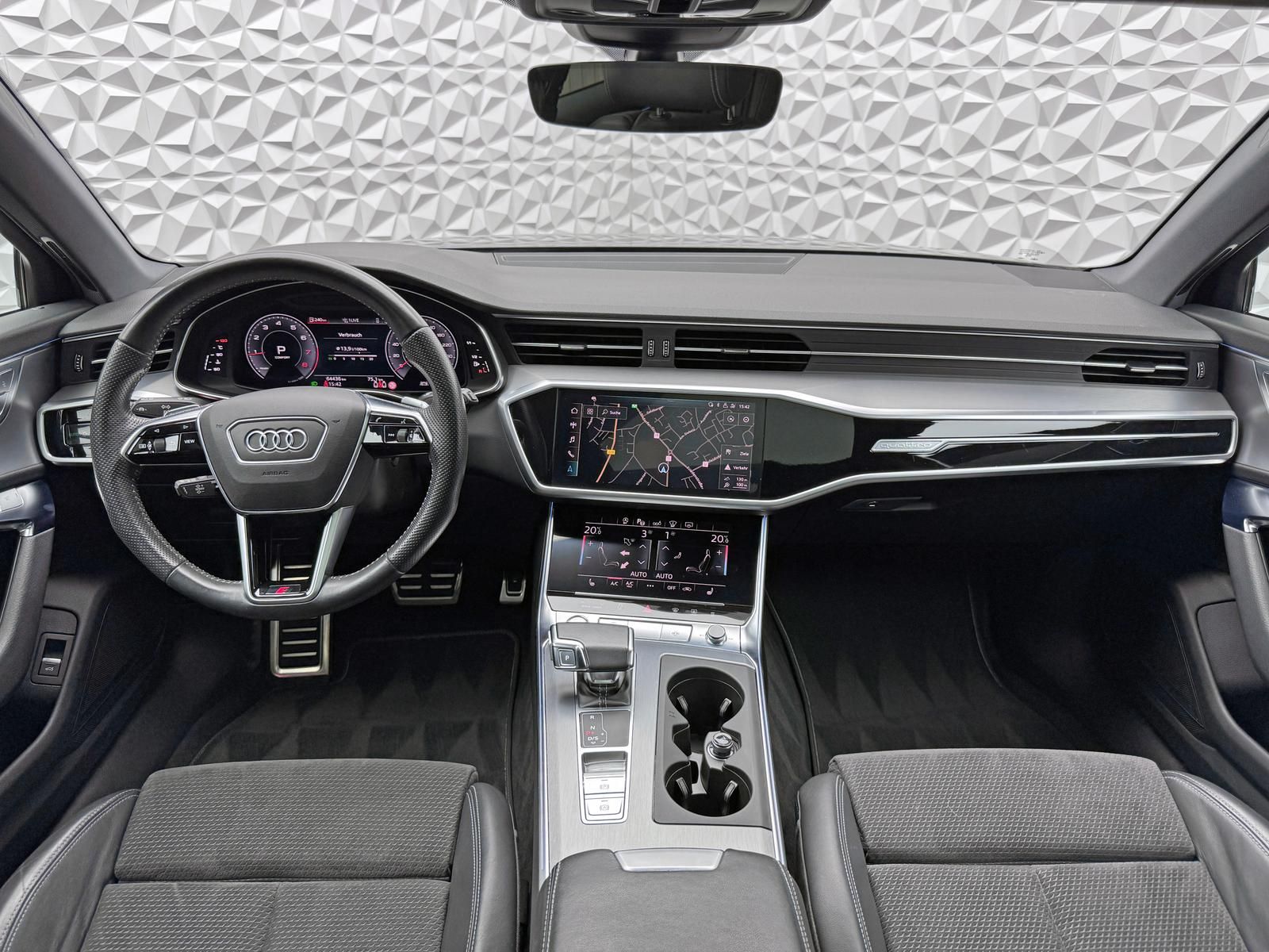 Fahrzeugabbildung Audi 45 TFSI QUAT/S-LINE/ACC/PANO/STANDHZ/B&O/KEYL/DA