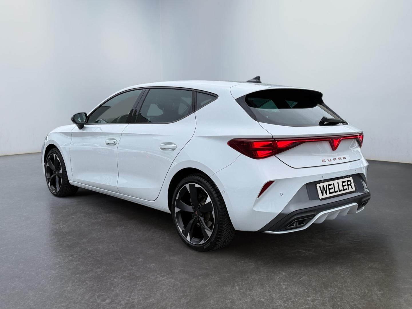 Cupra Leon 1.5 eTSI DSG *Matrix*ACC*Kessy*CAM*SHZ*Navi