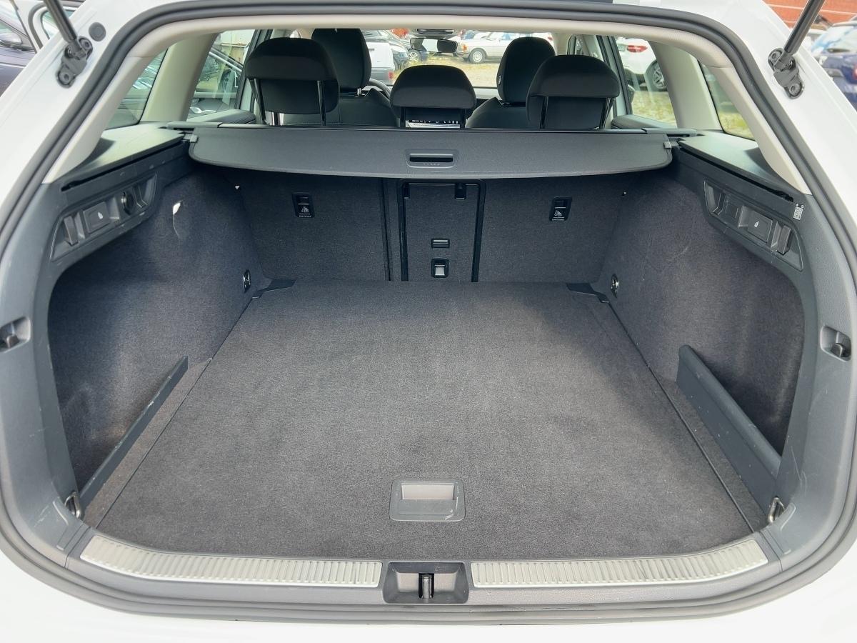 Volkswagen Passat 1.5 eTSI Automatik Apple CarPlay, миниатюра 16