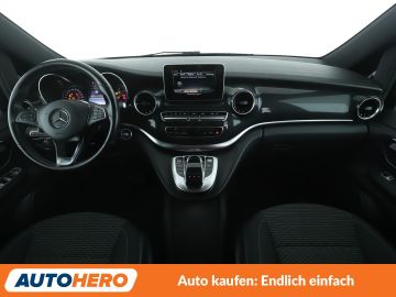 Mercedes V 220 - 12