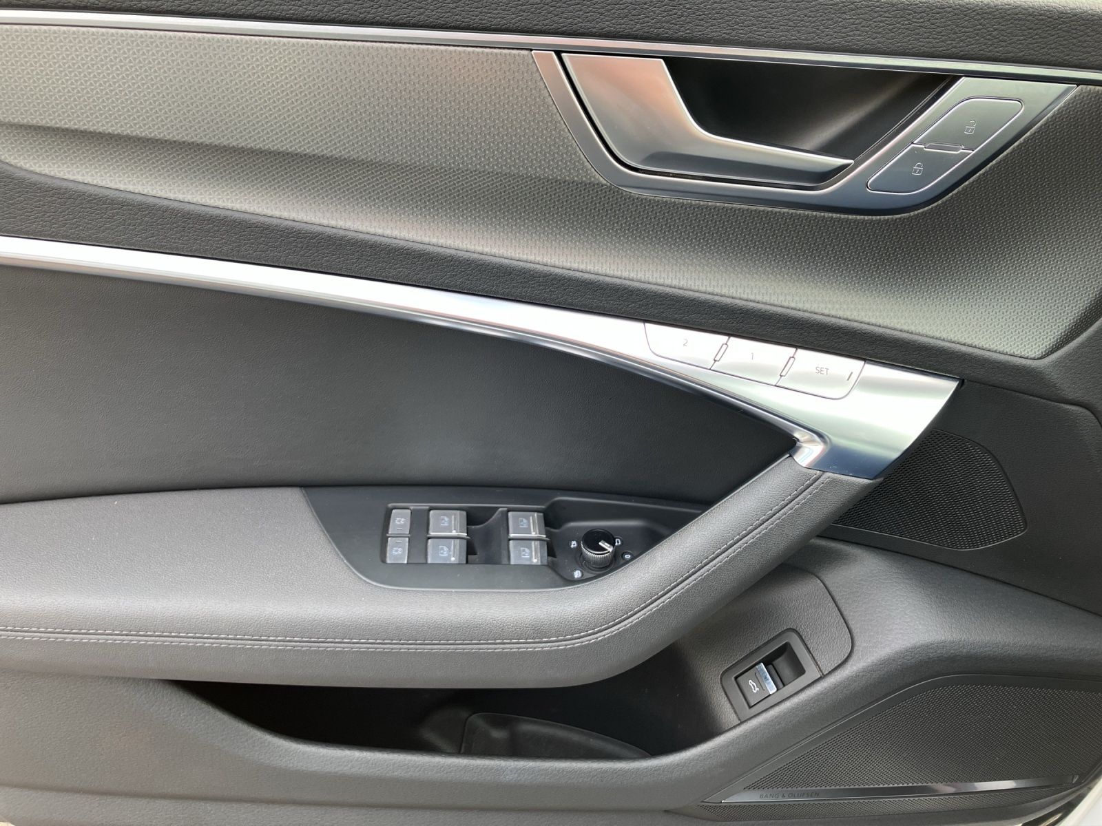 Fahrzeugabbildung Audi A6 Allroad 50 TDI Matrix Pano ACC B&O Navi DAB H