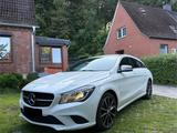 Mercedes-Benz CLA 180 - - Mercedes-Benz CLA 180 in Kiel