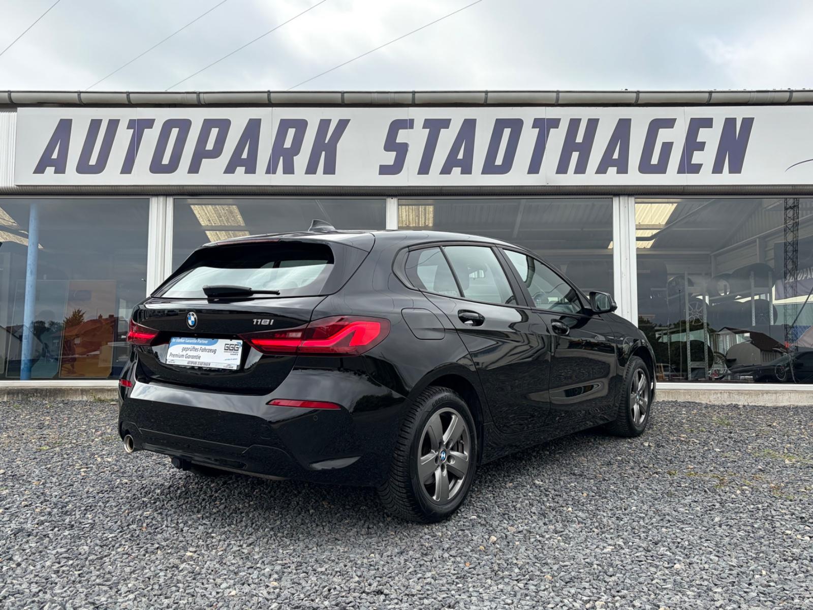 BMW 118 I Advantage AHK | LED | PANO | DAB