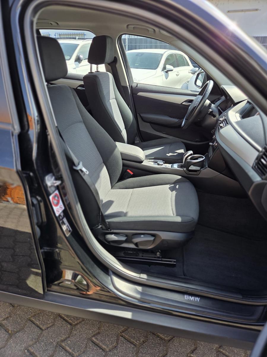 BMW X1 18 d sDrive sehr sauber