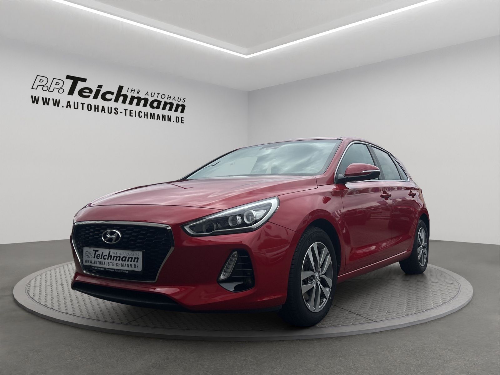HYUNDAI i30