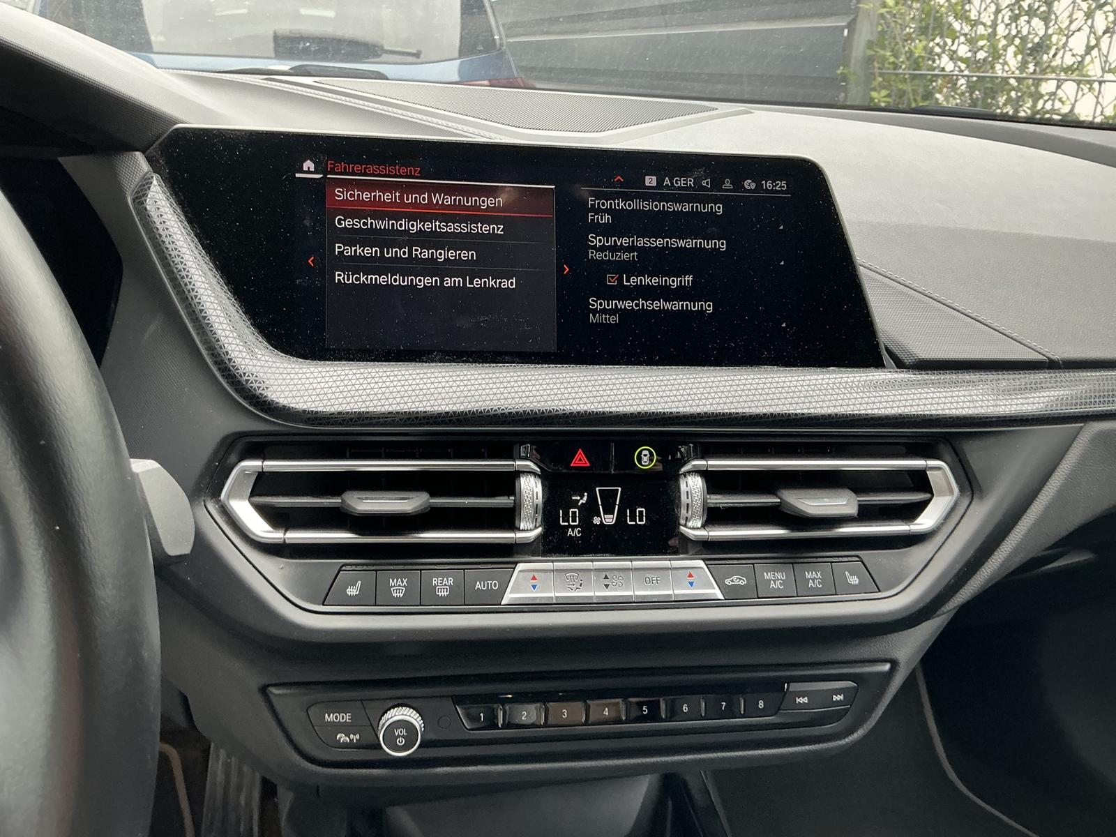 BMW 118 i Luxury-Line Leder Navi LED SHZ DAB PDCv+h, миниатюра 10