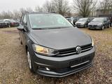 Volkswagen Touran 1.6 TDI 7 Sitzer Navi* SHZ*  - VW Touran Gebrauchtwagen in Kiel