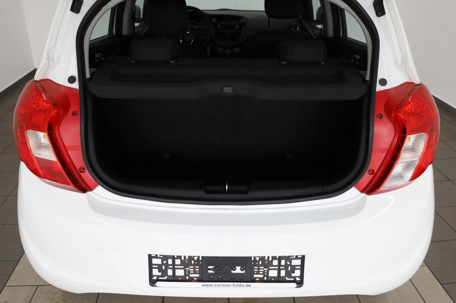 Fahrzeugabbildung Opel Karl Edition Klima,8-fach bereift