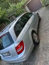 Mercedes-Benz C 200 T ELEGANCE ELEGANCE - Mercedes-Benz C 200 aus 2012