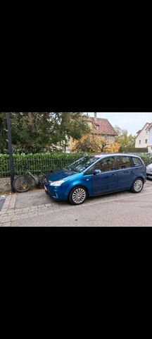 Ford Auto, alles ist voll funktionsfähig tuv 2e...