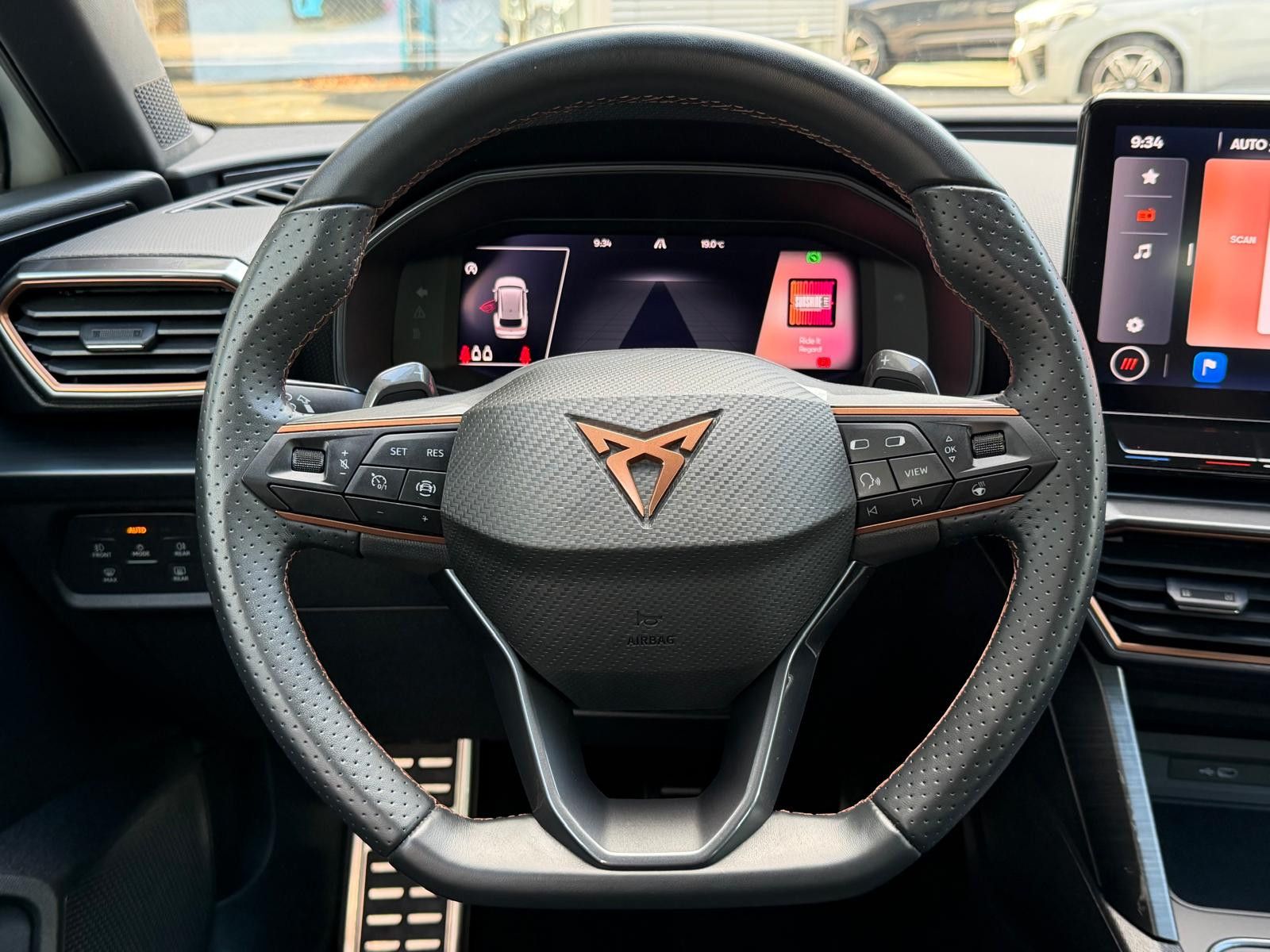 Fahrzeugabbildung CUPRA Leon 2.0 TSI VZ >VIRTU+LED+NAVI+PDC+DAB+19"+