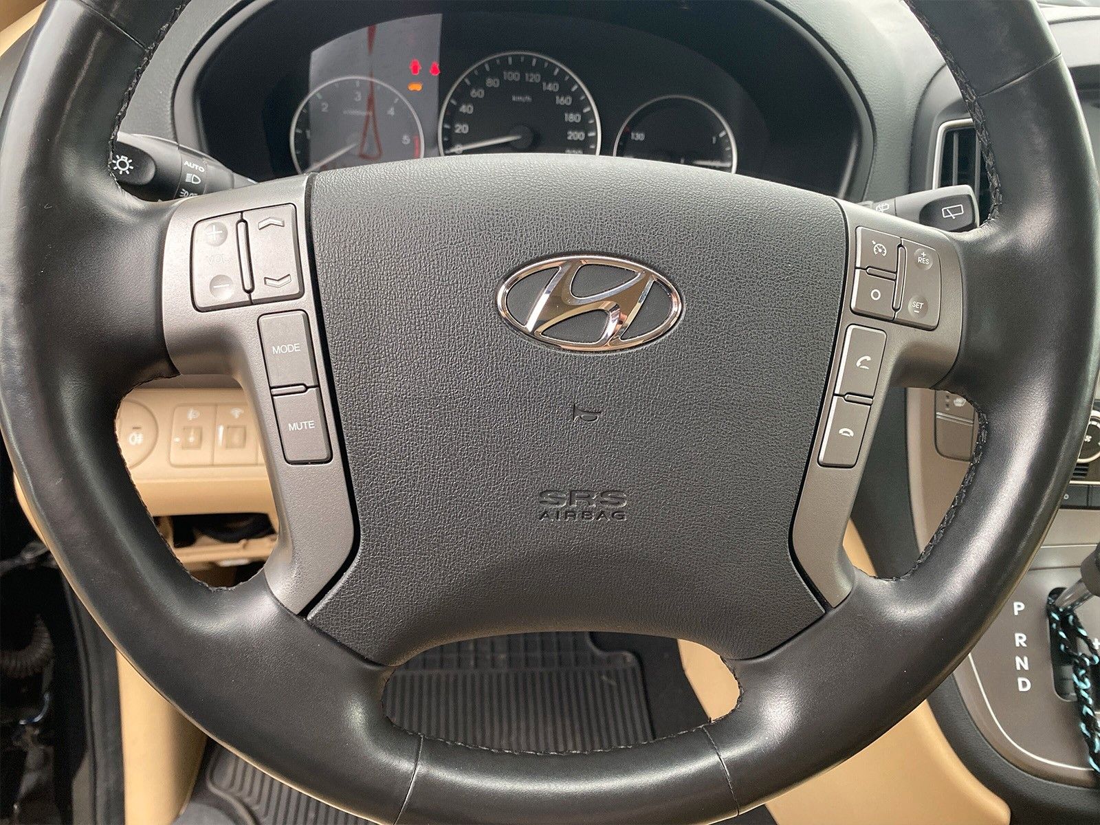 Fahrzeugabbildung Hyundai H-1 Starex *Kamera*DAB+*Bhz.Lenkrad*Tempomat
